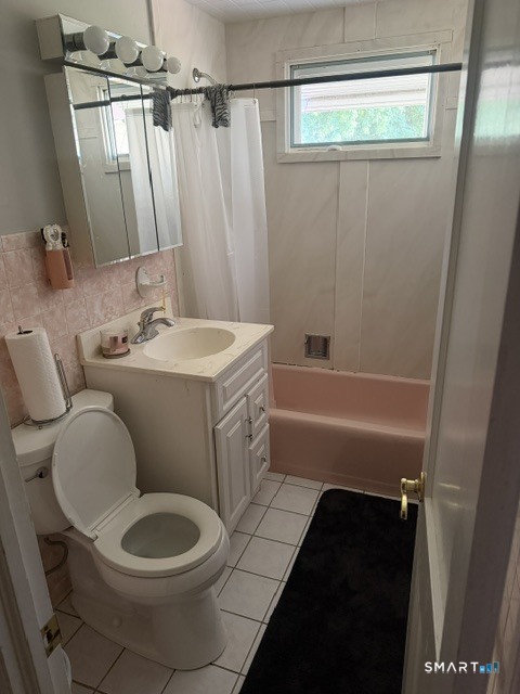 166 Woodycrest Drive East Hartford CT 06118
