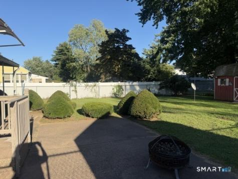 166 Woodycrest Drive East Hartford CT 06118