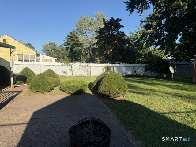 166 Woodycrest Drive East Hartford CT 06118