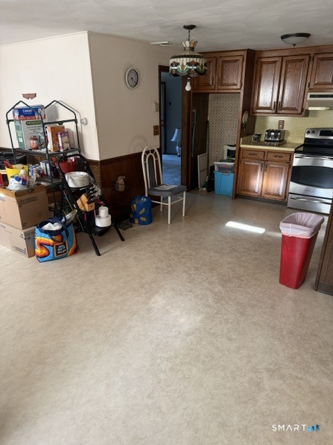 166 Woodycrest Drive East Hartford CT 06118