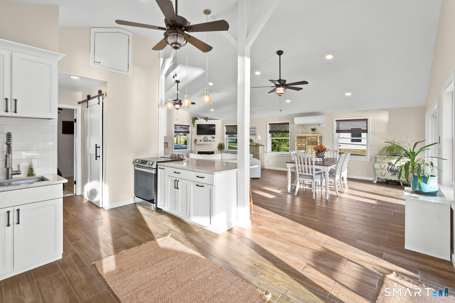 4 Loyola Rd Extension Woodstock CT 06281
