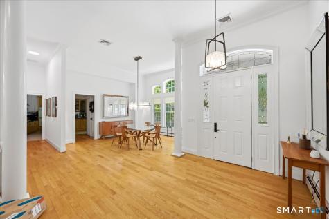 24 Bittersweet Way Stonington CT 06378
