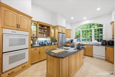 24 Bittersweet Way Stonington CT 06378