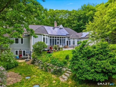 24 Bittersweet Way Stonington CT 06378