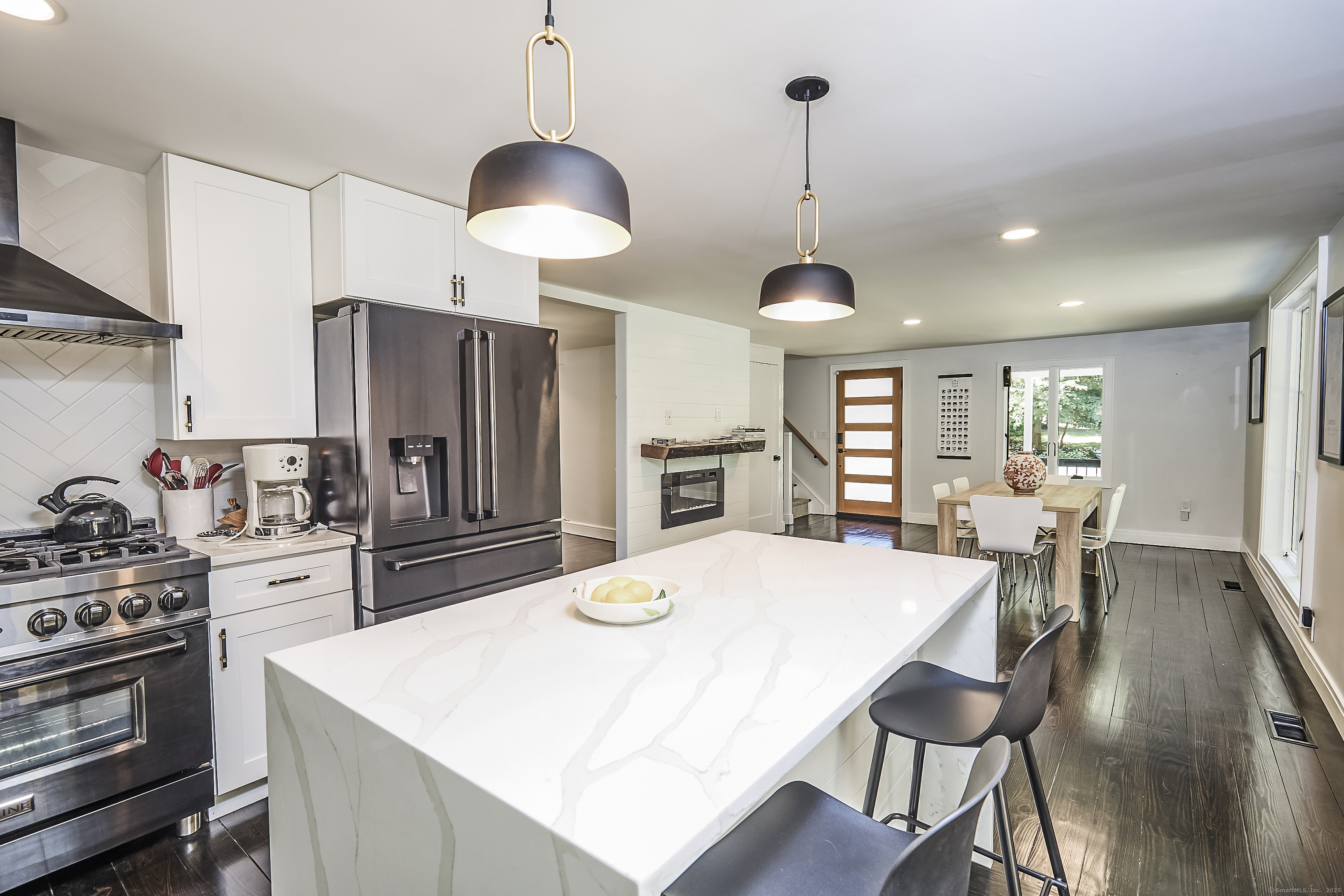 1207 Stillson Road Fairfield CT 06824