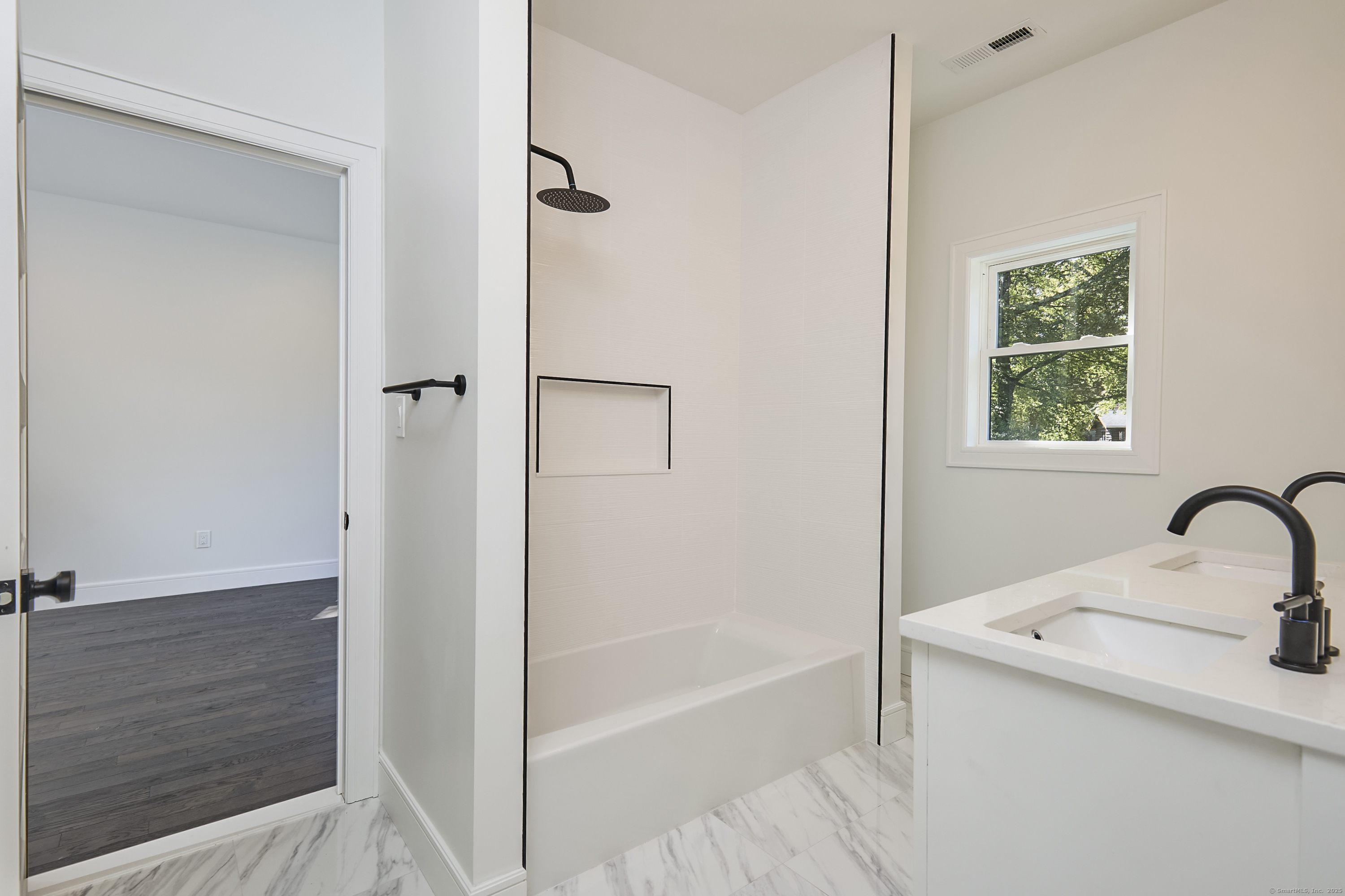 1207 Stillson Road Fairfield CT 06824