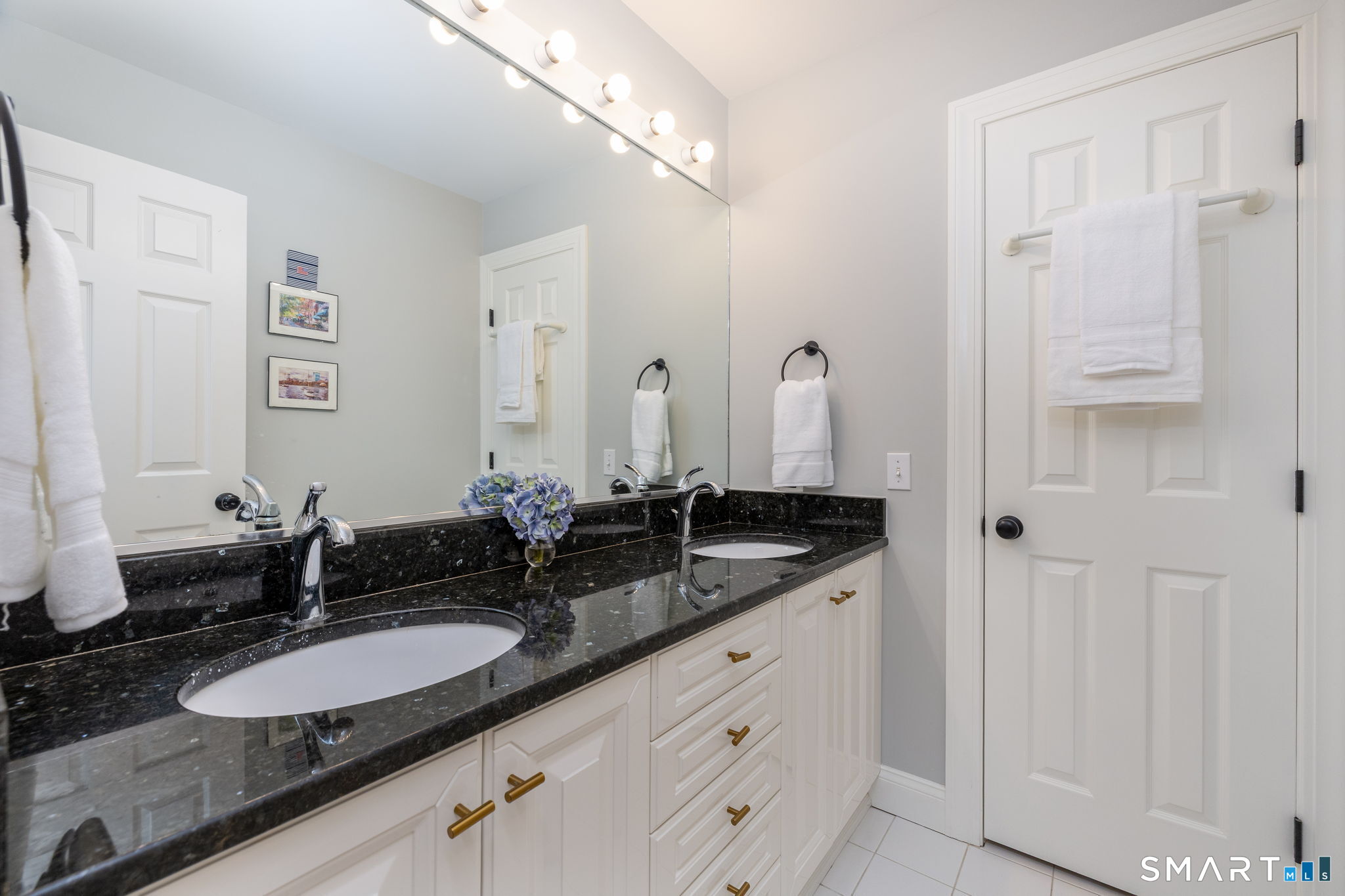 34 Sudbury Way Avon CT 06001