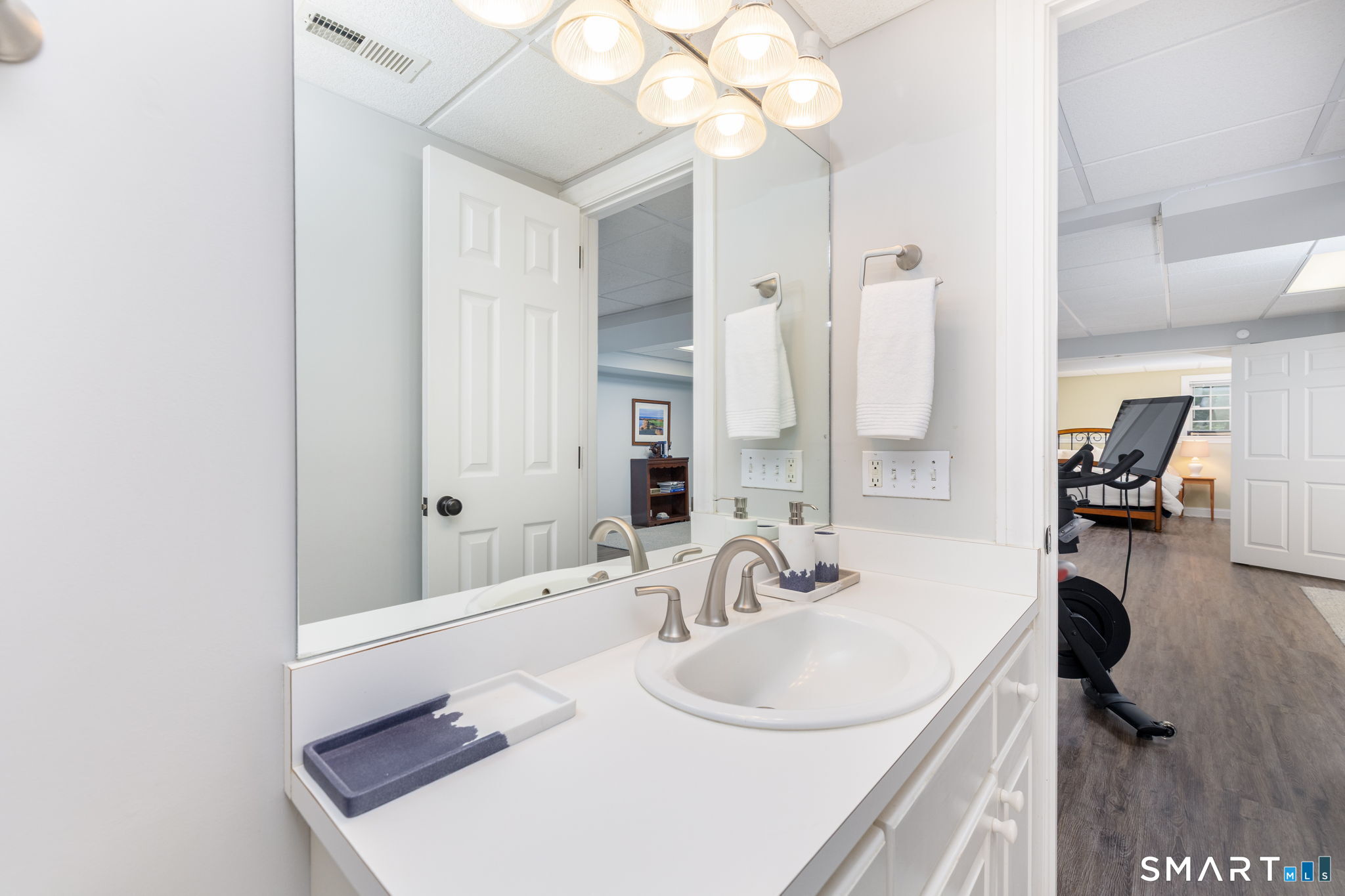 34 Sudbury Way Avon CT 06001