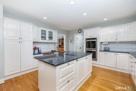 34 Sudbury Way Avon CT 06001
