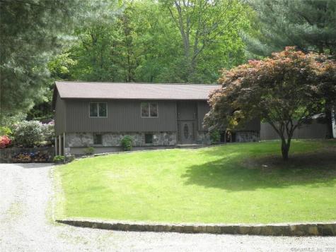16 Spruce Mountain Trail Danbury CT 06810
