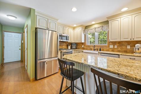 11 Coachlight Circle Prospect CT 06712