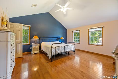 11 Coachlight Circle Prospect CT 06712