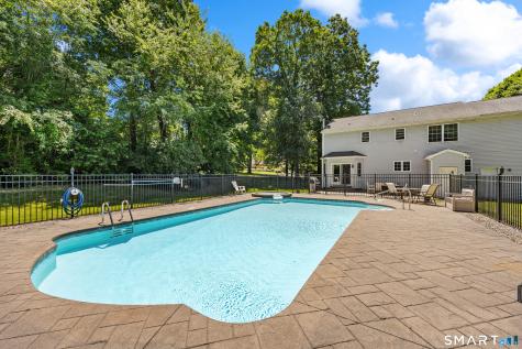 11 Coachlight Circle Prospect CT 06712