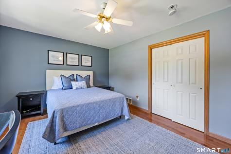 11 Coachlight Circle Prospect CT 06712