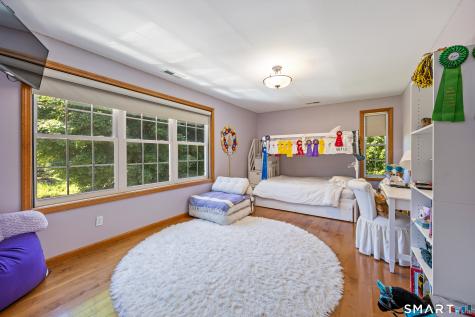 11 Coachlight Circle Prospect CT 06712