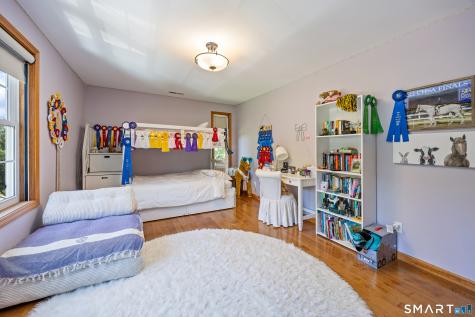 11 Coachlight Circle Prospect CT 06712