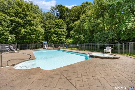 11 Coachlight Circle Prospect CT 06712