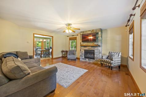 11 Coachlight Circle Prospect CT 06712