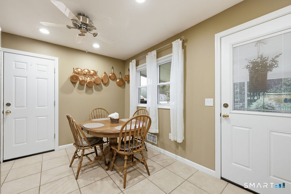 45 Annette Place Middletown CT 06457