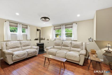 45 Annette Place Middletown CT 06457
