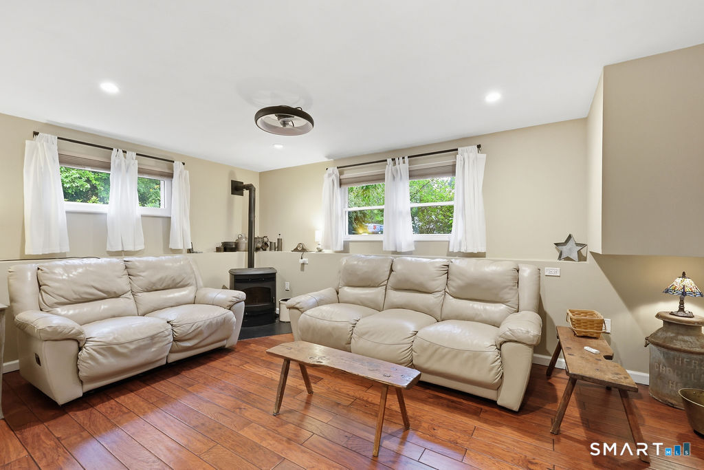 45 Annette Place Middletown CT 06457