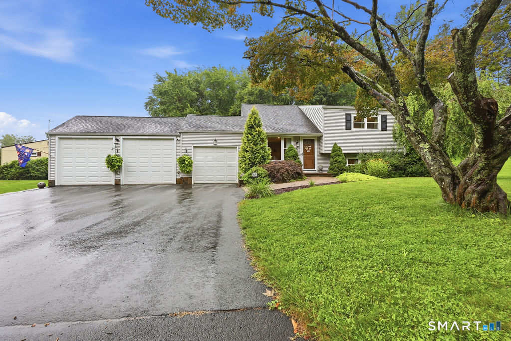 45 Annette Place Middletown CT 06457
