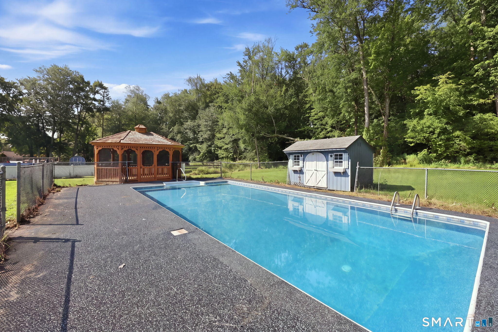 22 Geraldine Drive Ellington CT 06029