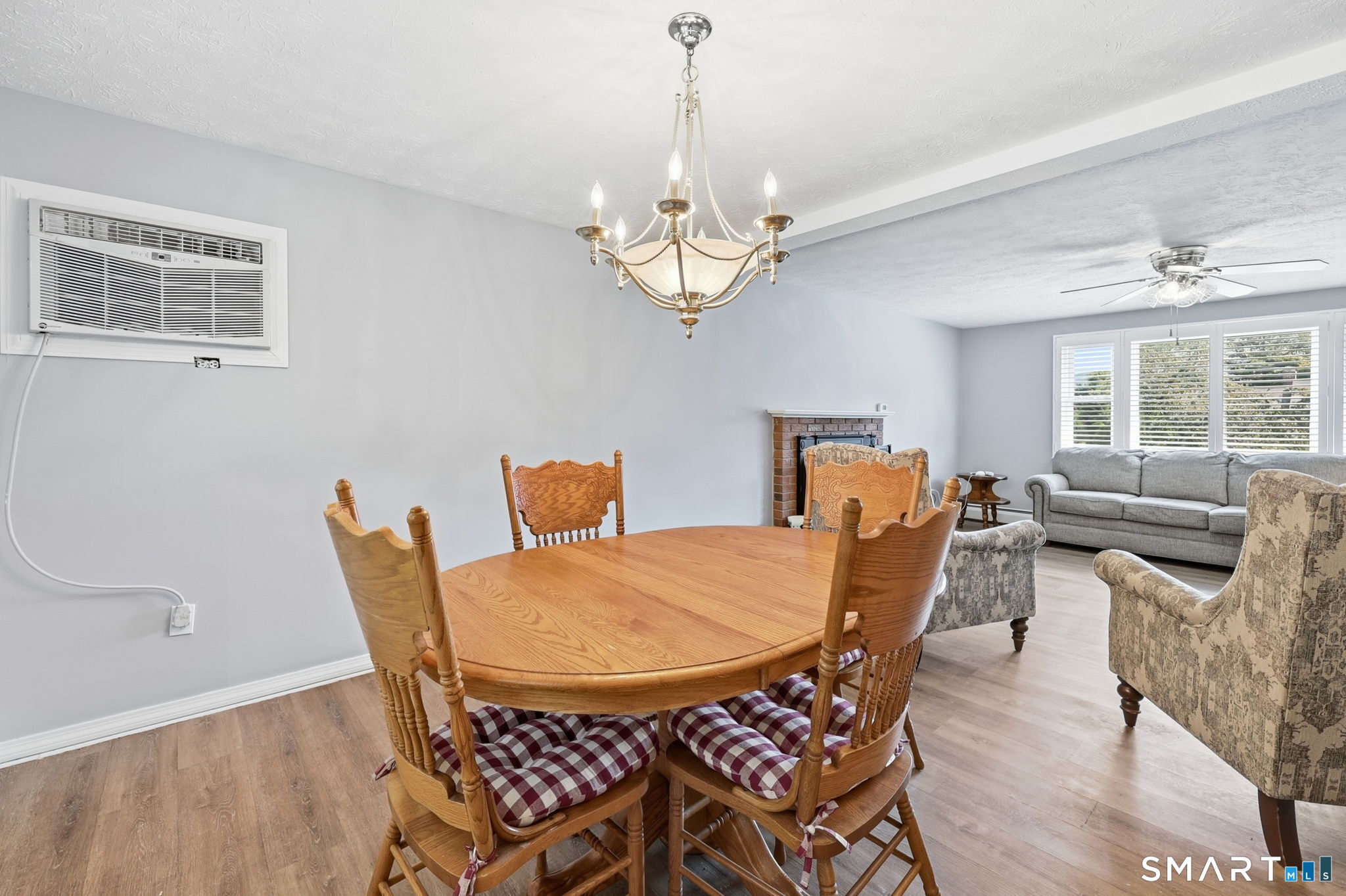 22 Geraldine Drive Ellington CT 06029