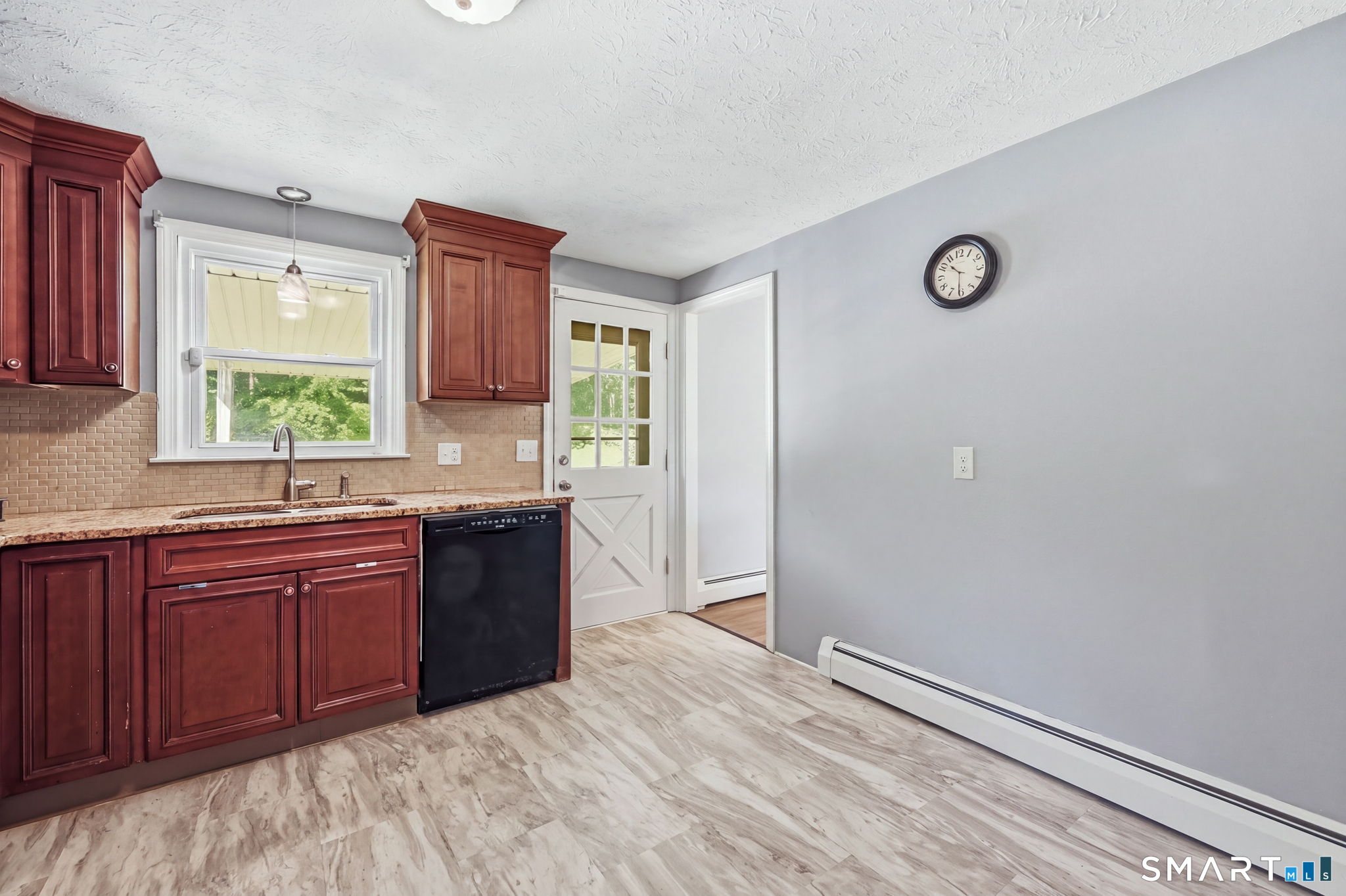 22 Geraldine Drive Ellington CT 06029
