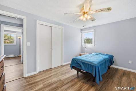 22 Geraldine Drive Ellington CT 06029