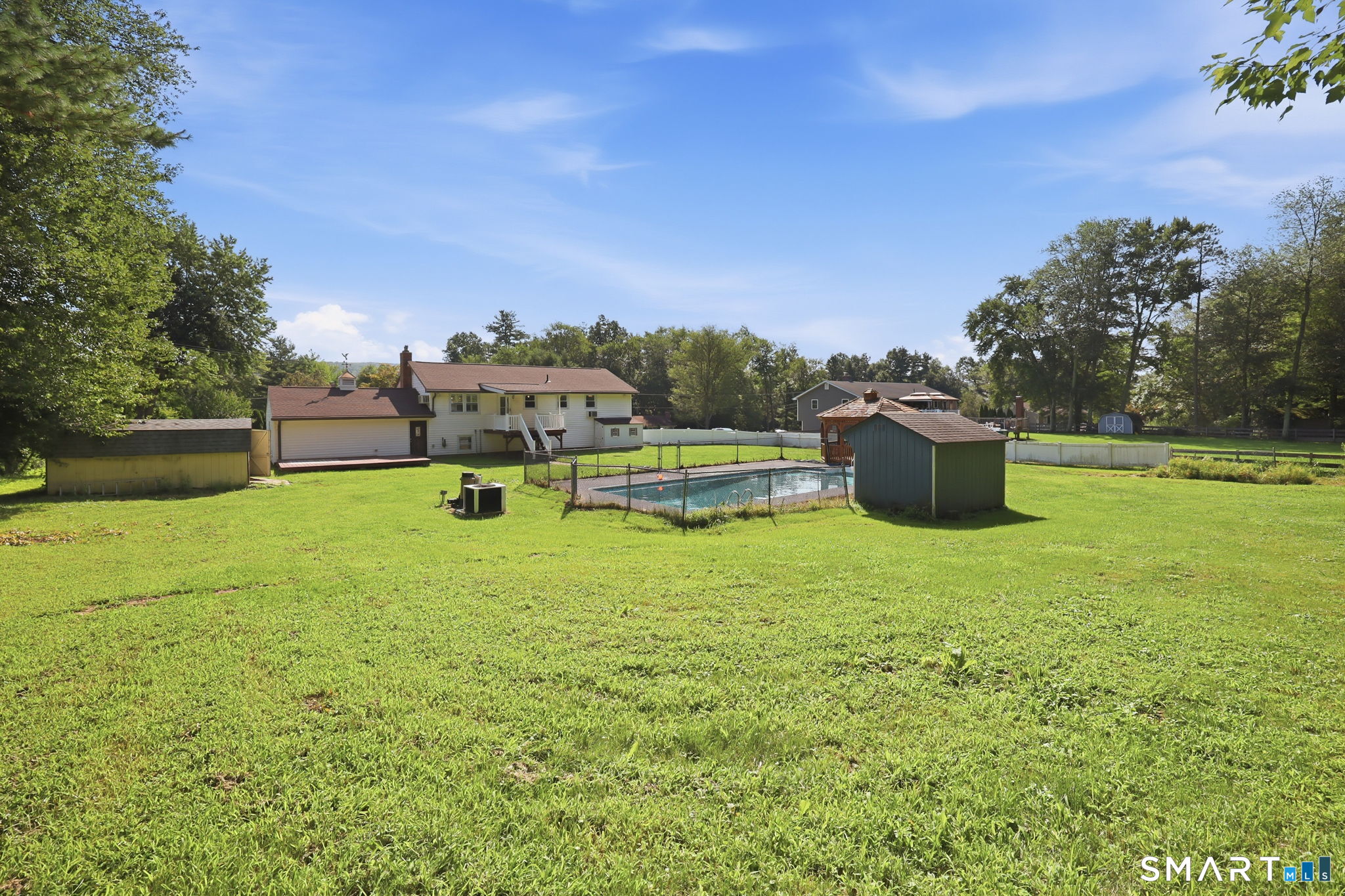 22 Geraldine Drive Ellington CT 06029