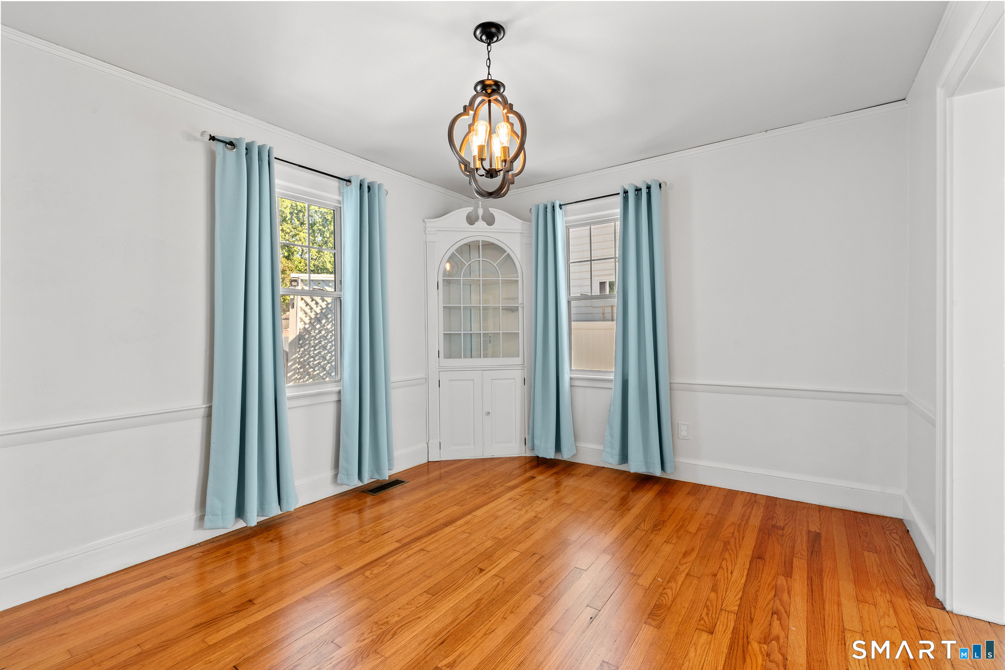 64 Woodmere Road West Hartford CT 06119