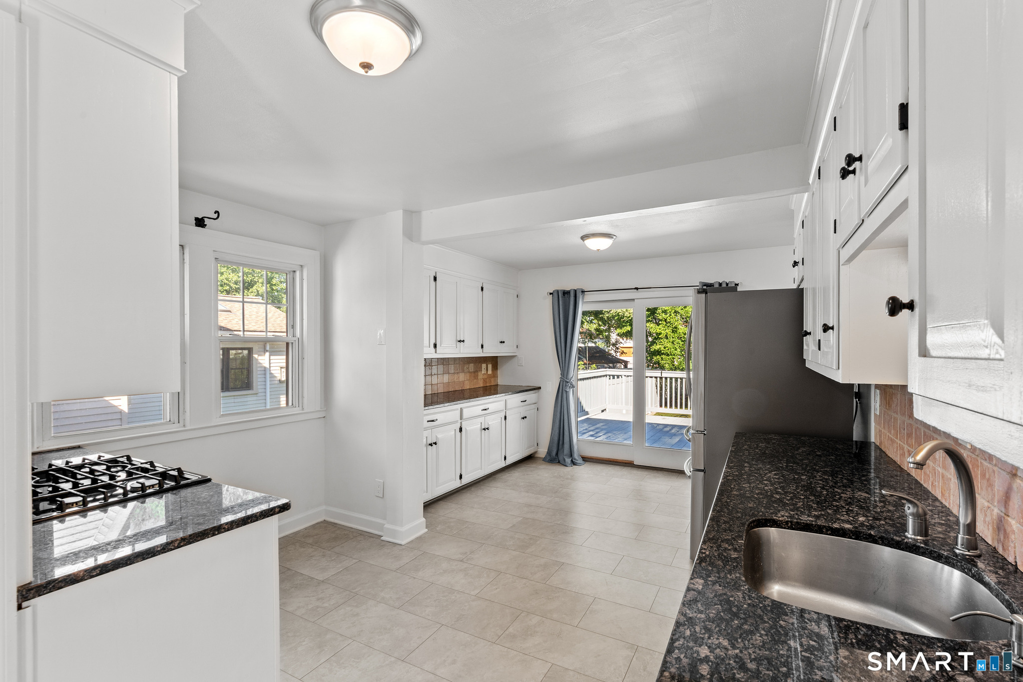 64 Woodmere Road West Hartford CT 06119