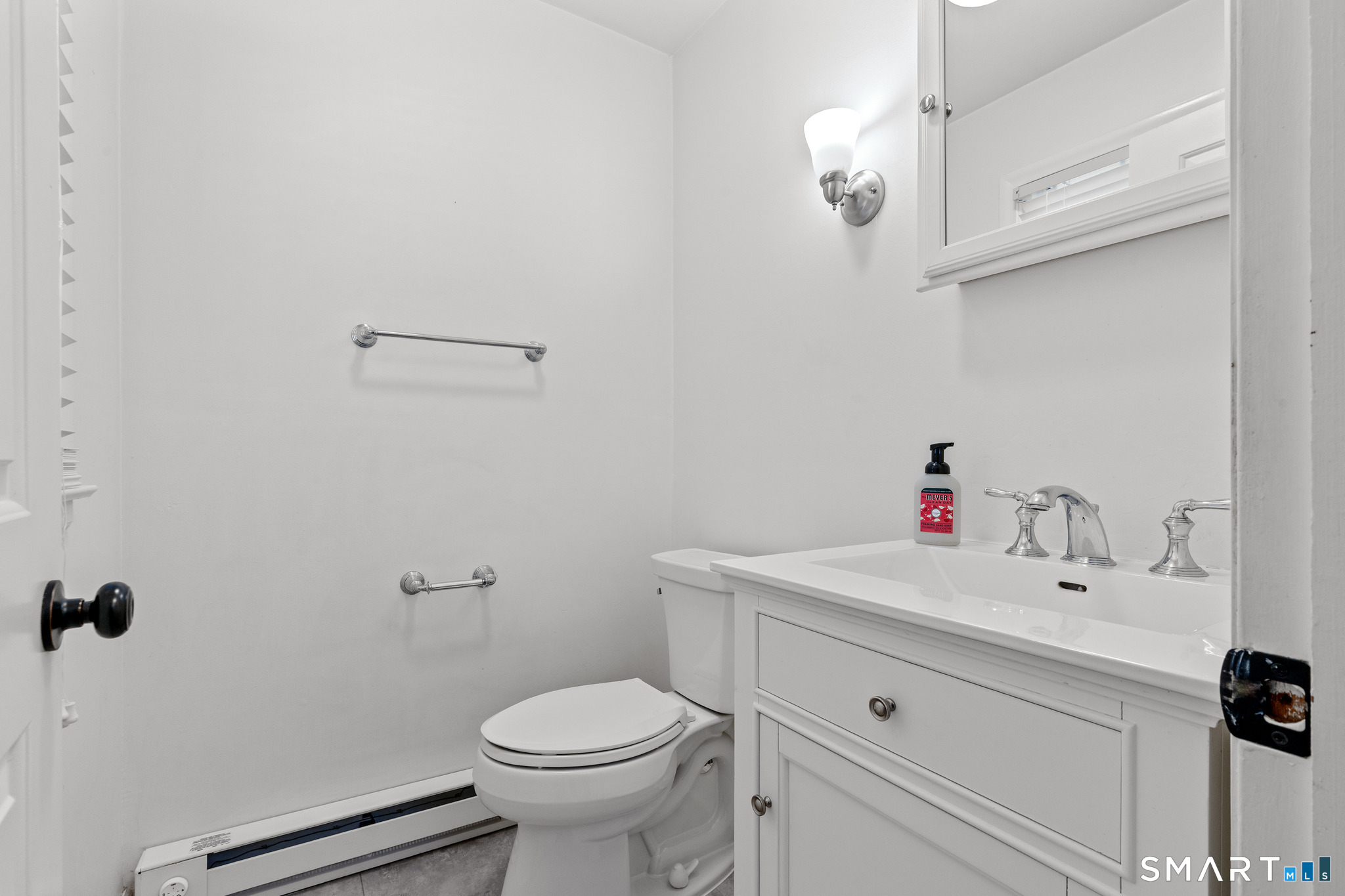 64 Woodmere Road West Hartford CT 06119