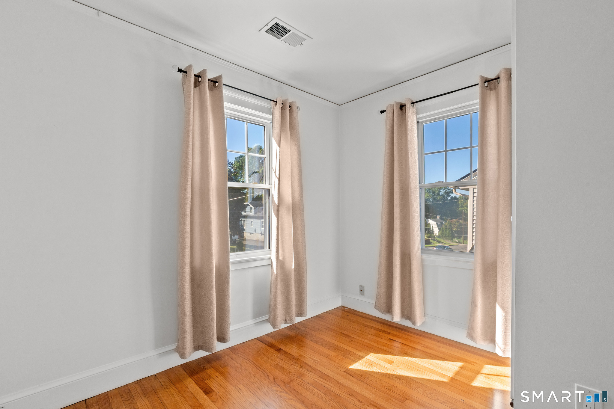 64 Woodmere Road West Hartford CT 06119