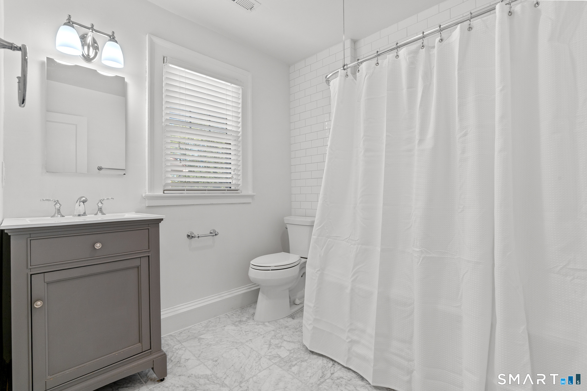 64 Woodmere Road West Hartford CT 06119