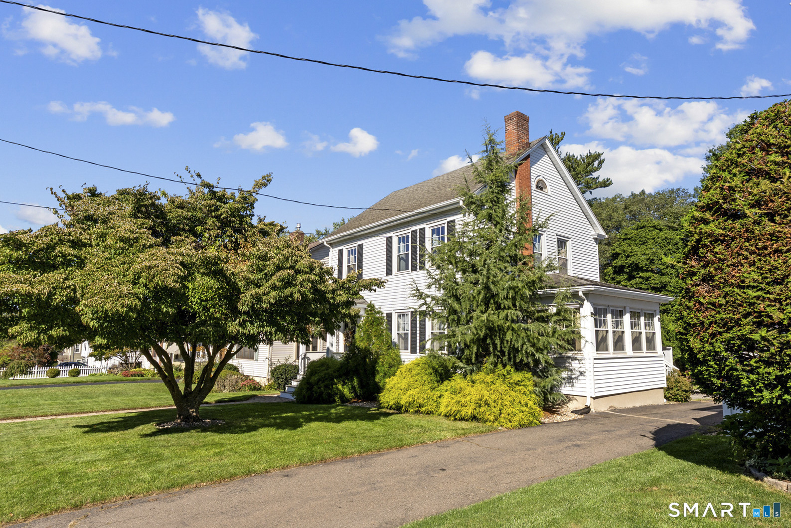 64 Woodmere Road West Hartford CT 06119