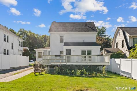 64 Woodmere Road West Hartford CT 06119