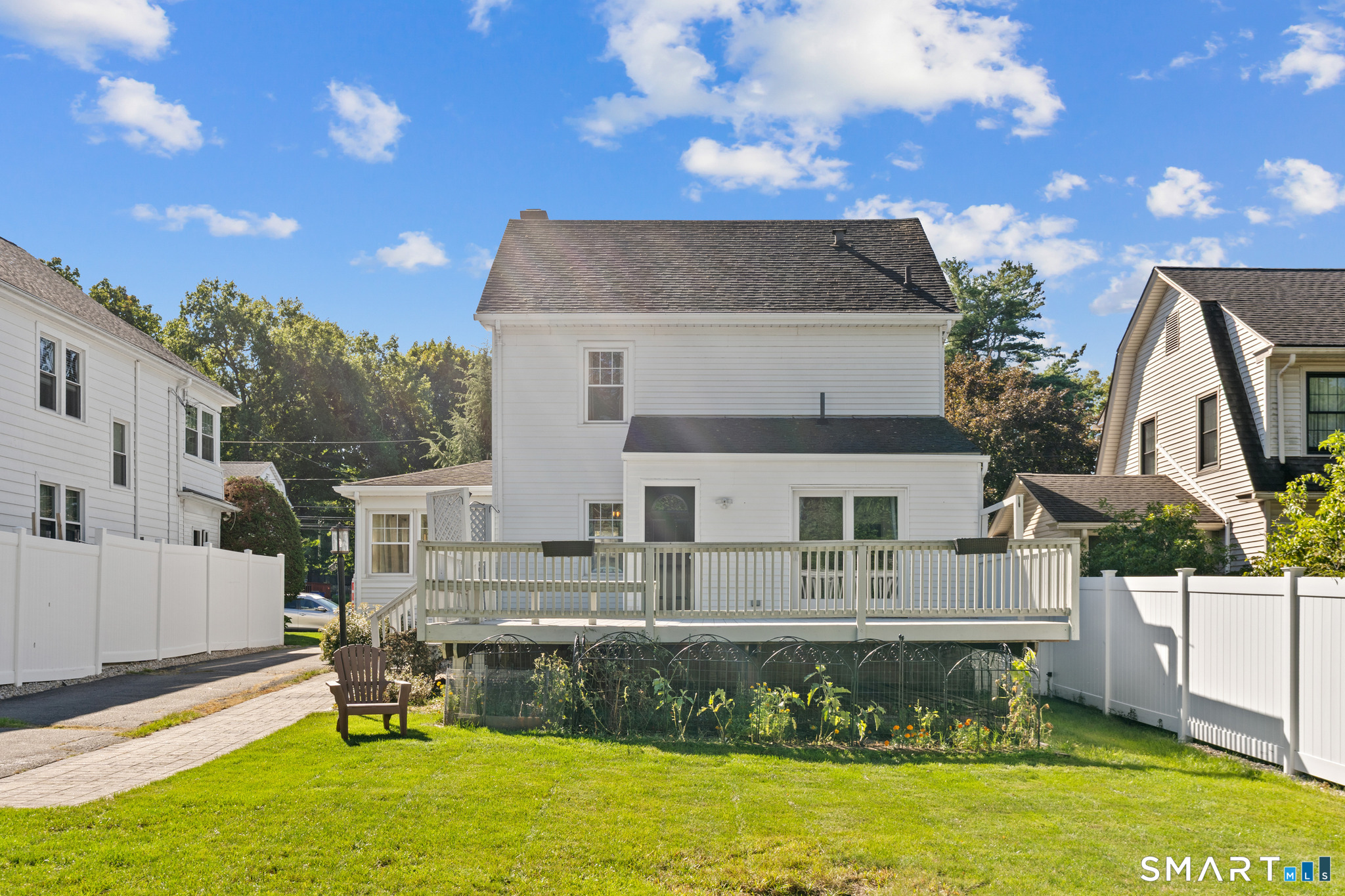 64 Woodmere Road West Hartford CT 06119