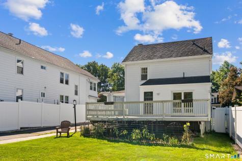 64 Woodmere Road West Hartford CT 06119