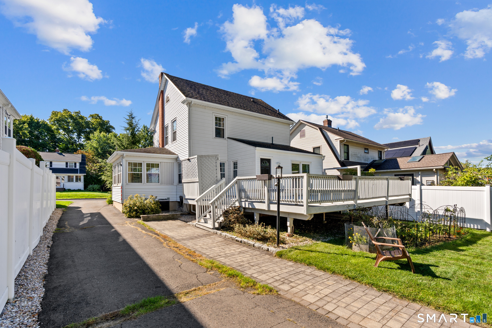 64 Woodmere Road West Hartford CT 06119
