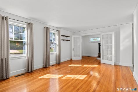 64 Woodmere Road West Hartford CT 06119