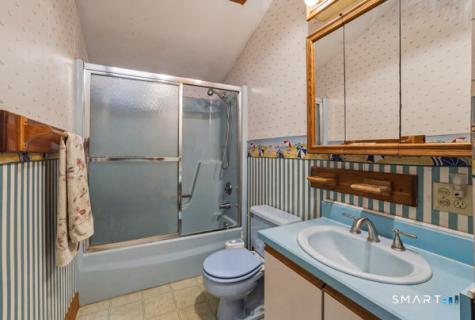 1707 Center Groton Road Ledyard CT 06339