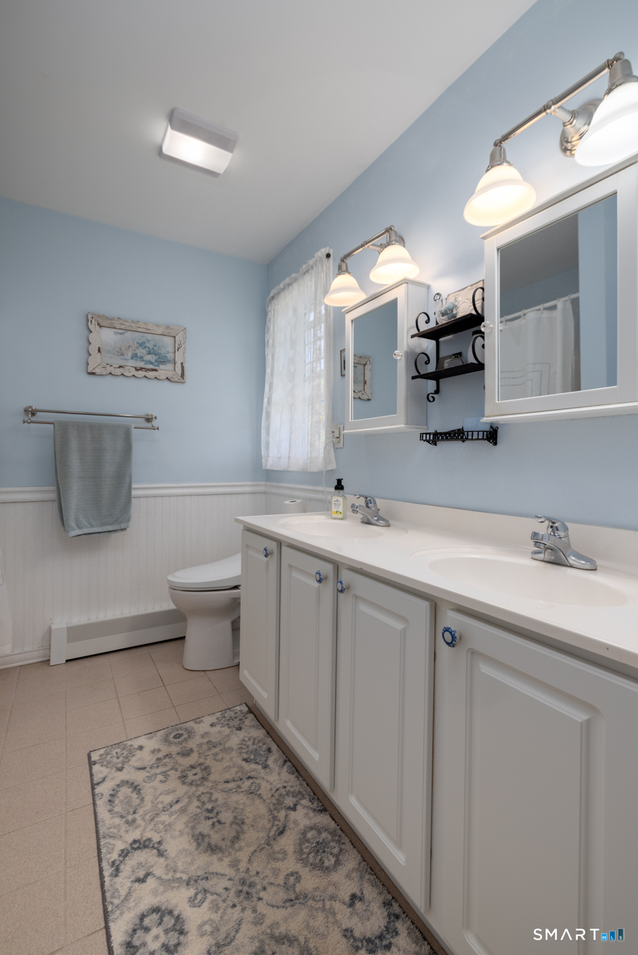 435 Old Hebron Road Colchester CT 06415