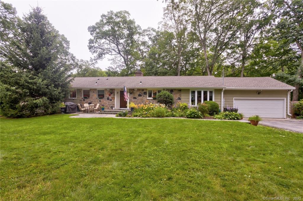64 Linwood Lane Stamford CT 06903