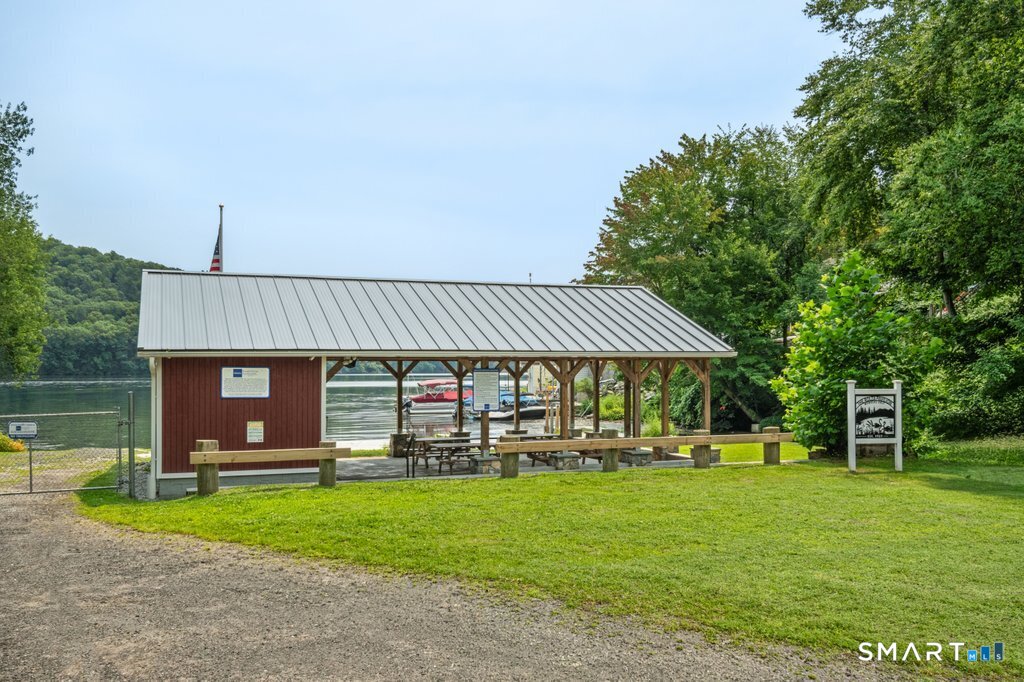 130 Alpine Drive Newtown CT 06482
