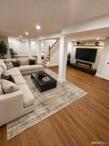 5 Barnum Road New Fairfield CT 06812