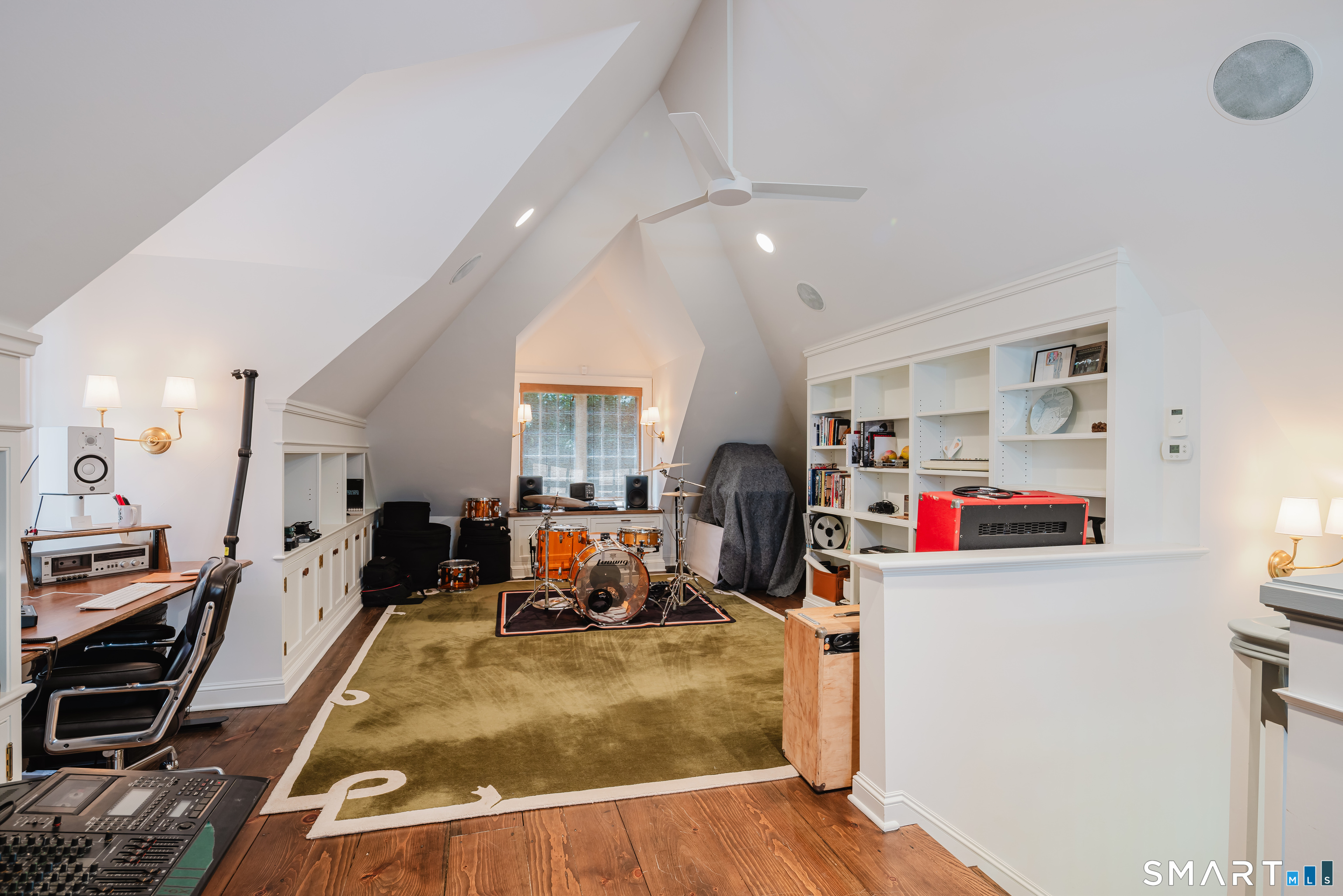 1760 Hillside Road Fairfield CT 06824