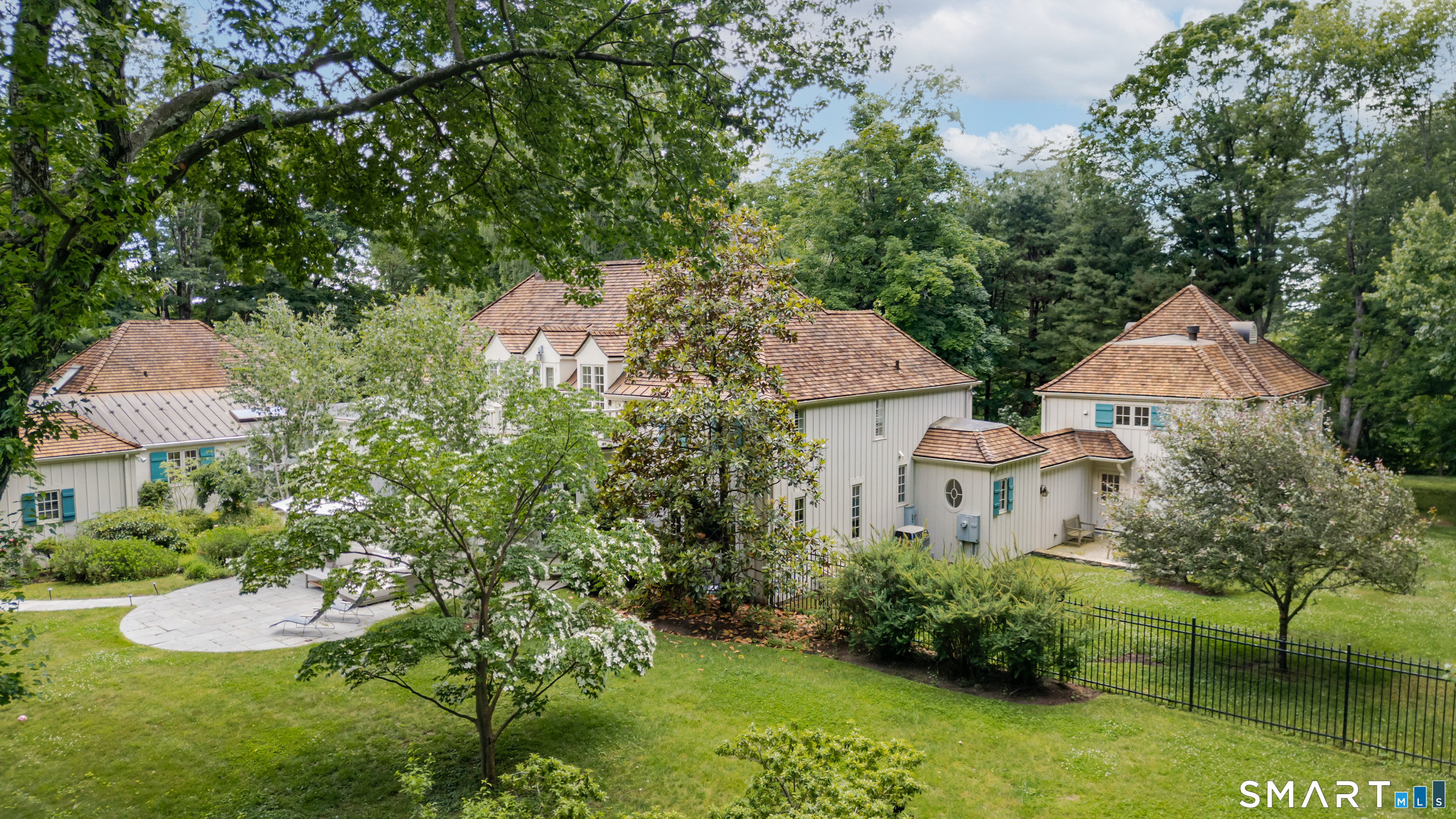 1760 Hillside Road Fairfield CT 06824
