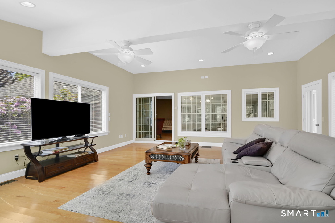 24 Brookview Drive Glastonbury CT 06033